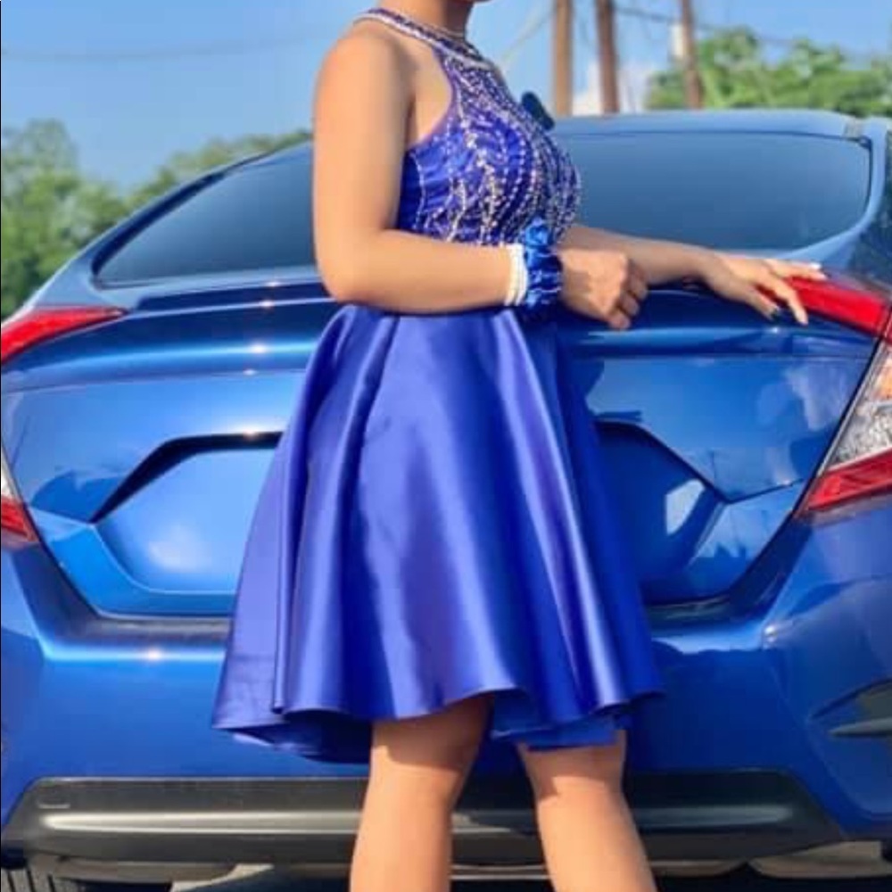 Blue Prom Dress 👗💙 - Picture 3 of 11